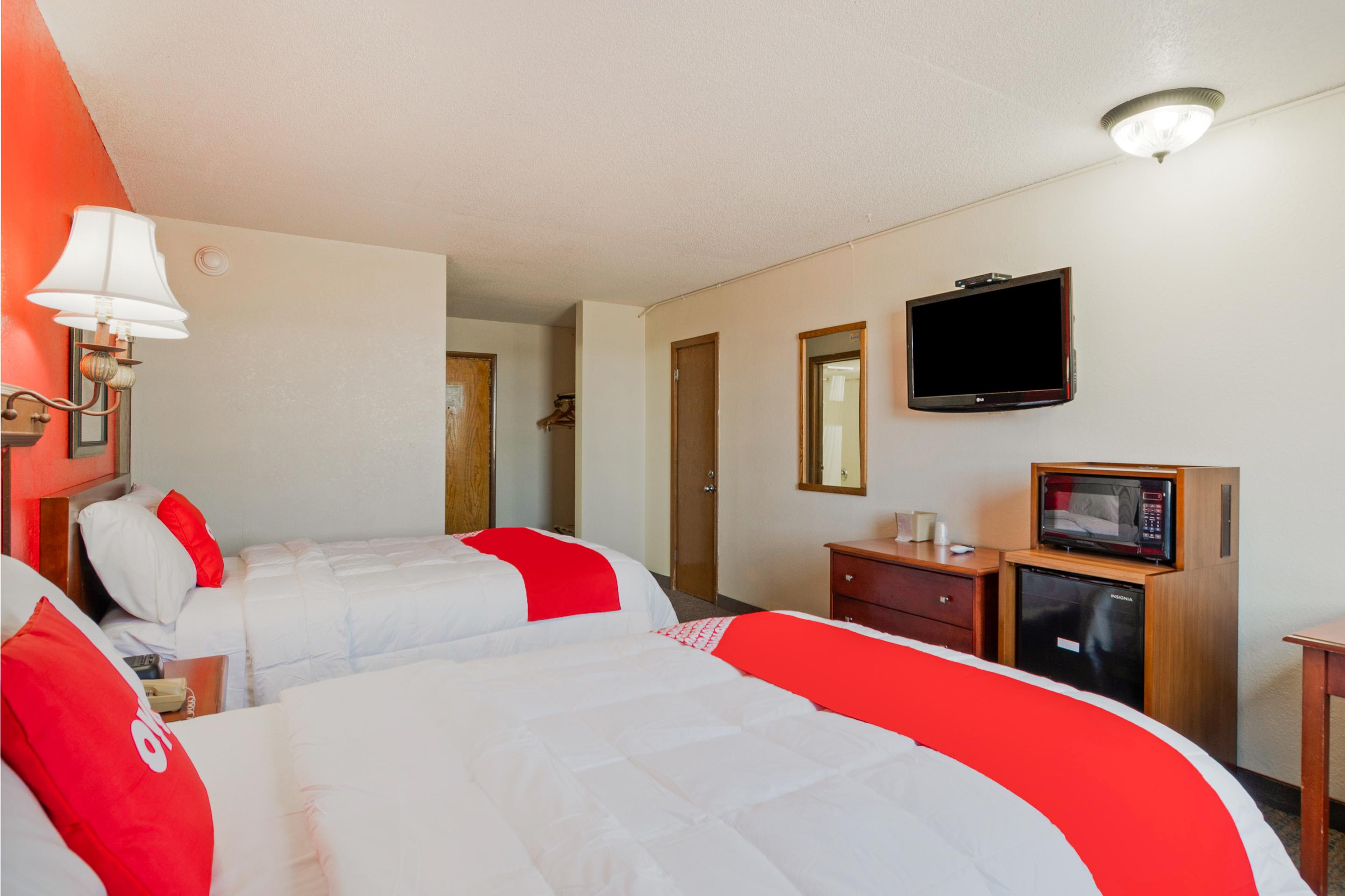 Oyo Hotel Morton East Peoria I-74 מראה חיצוני תמונה