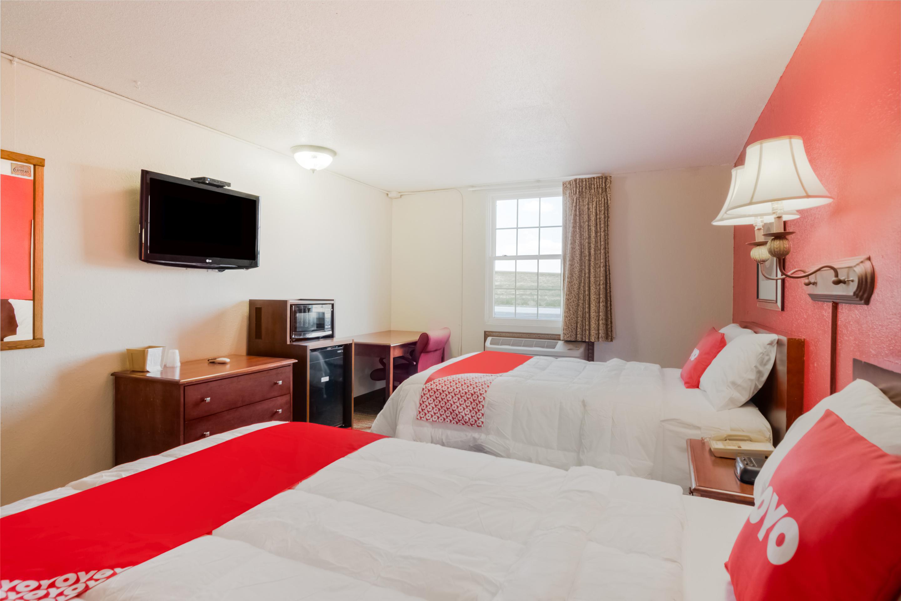 Oyo Hotel Morton East Peoria I-74 מראה חיצוני תמונה