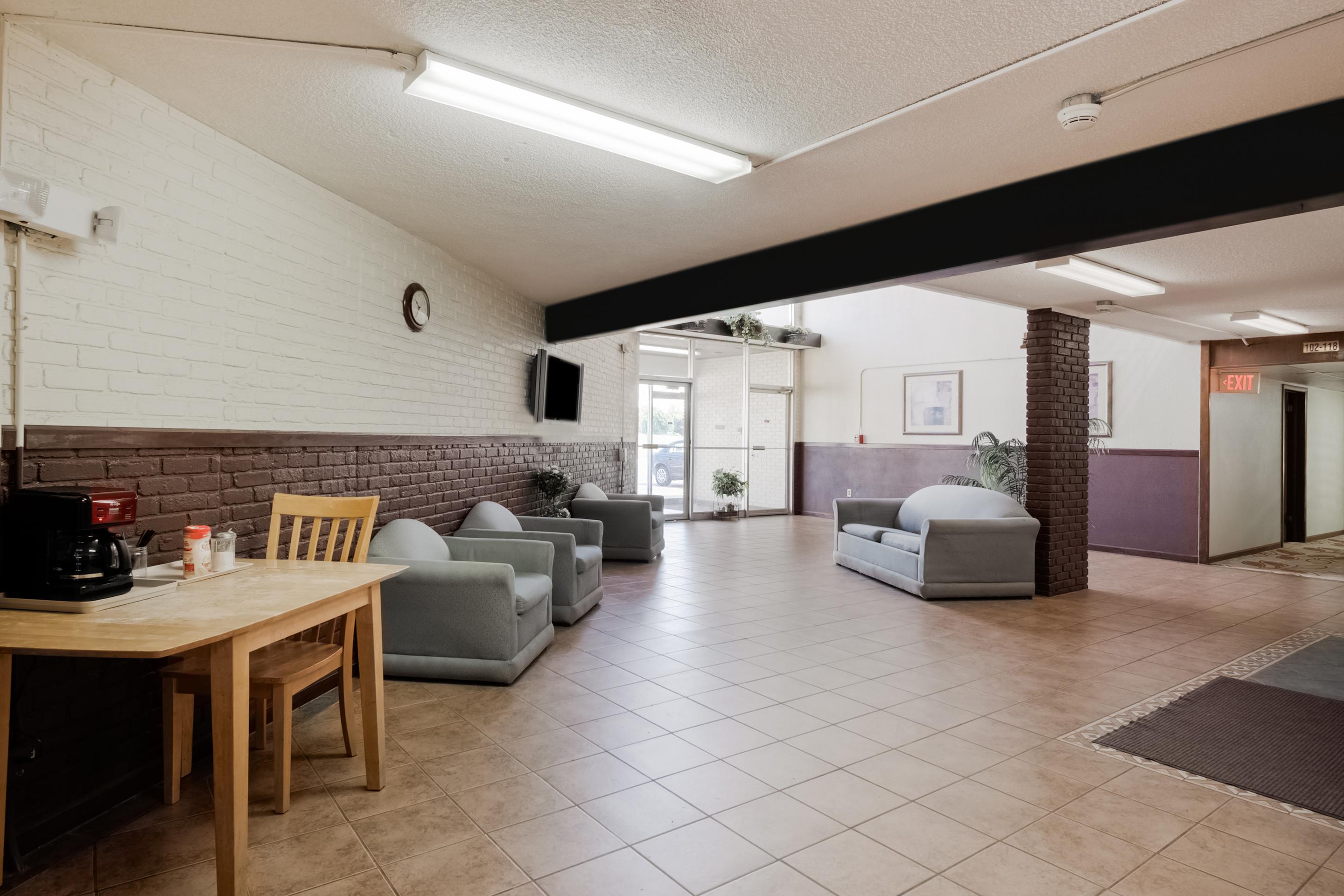 Oyo Hotel Morton East Peoria I-74 מראה חיצוני תמונה